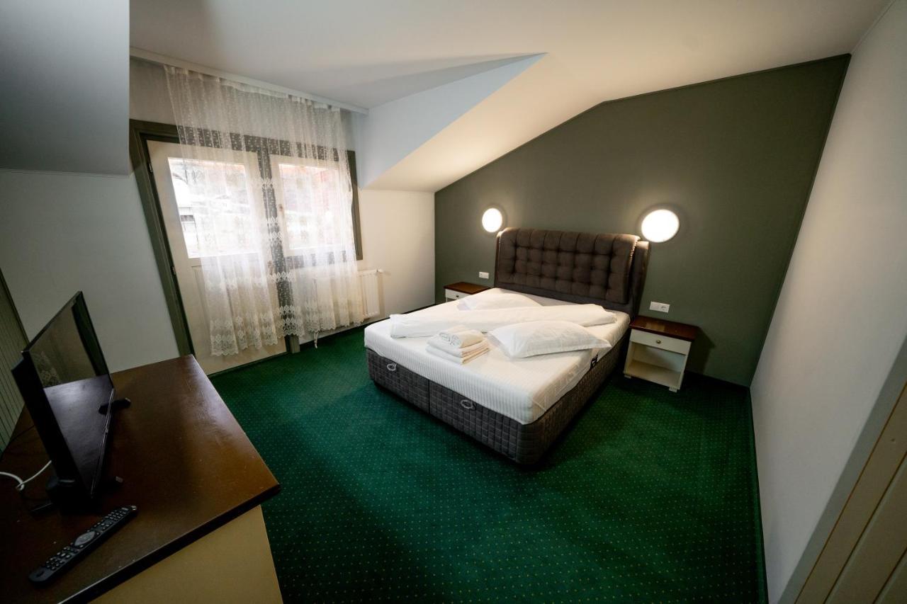 Popas Turistic Transfagarasan Hotel Cartisoara Exterior photo