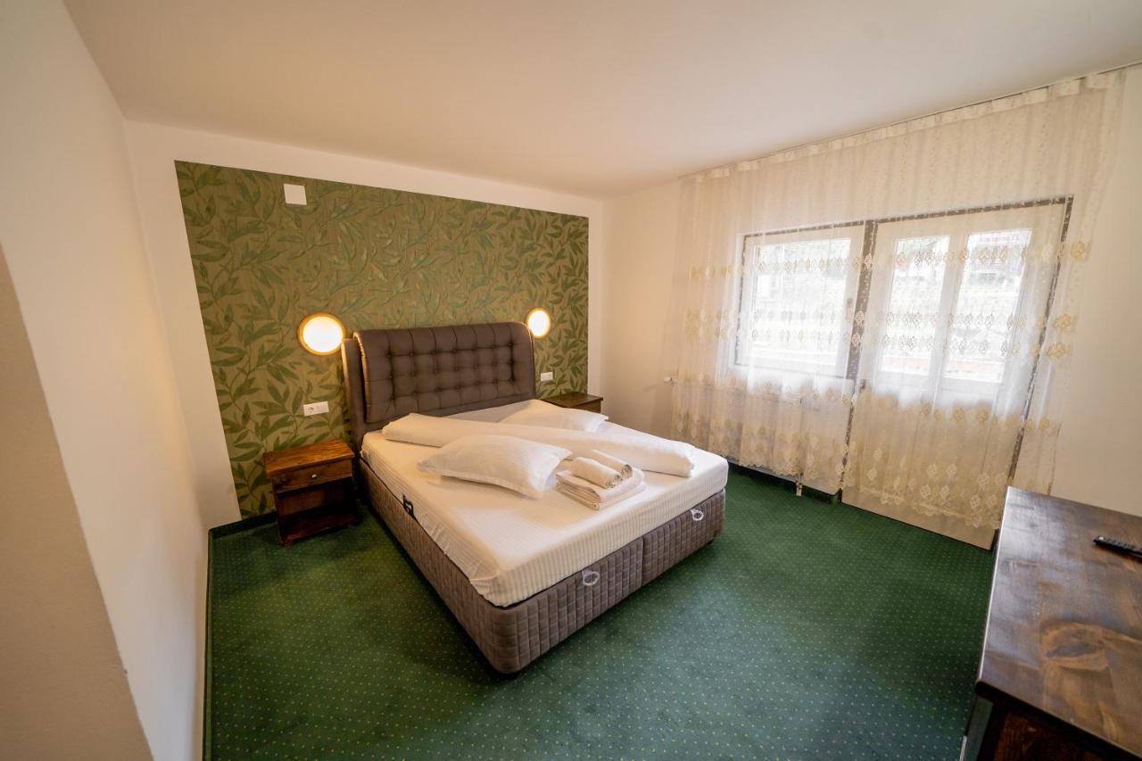 Popas Turistic Transfagarasan Hotel Cartisoara Exterior photo