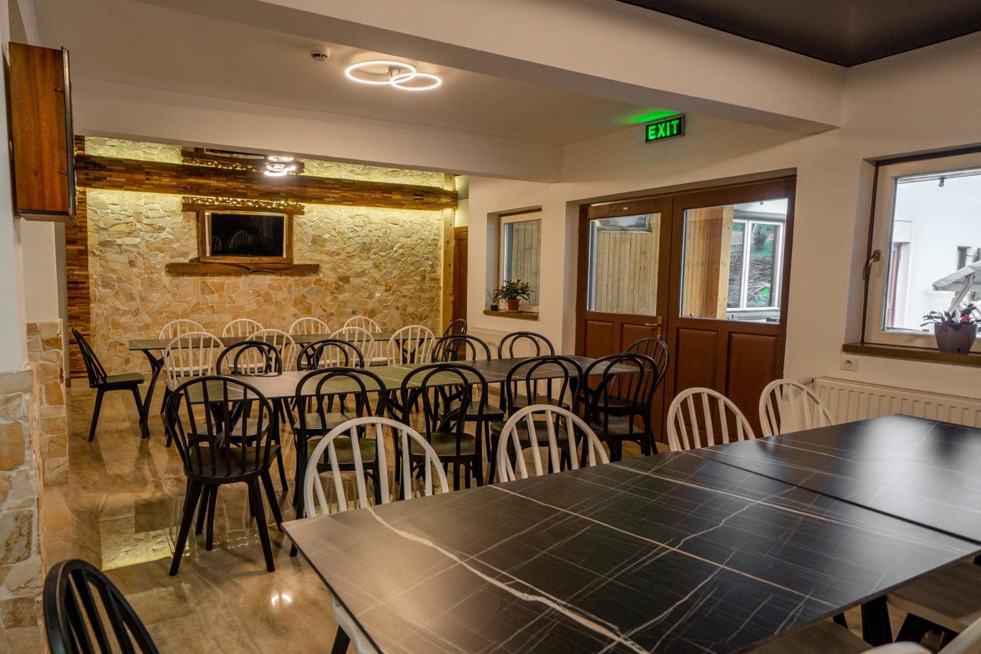 Popas Turistic Transfagarasan Hotel Cartisoara Exterior photo