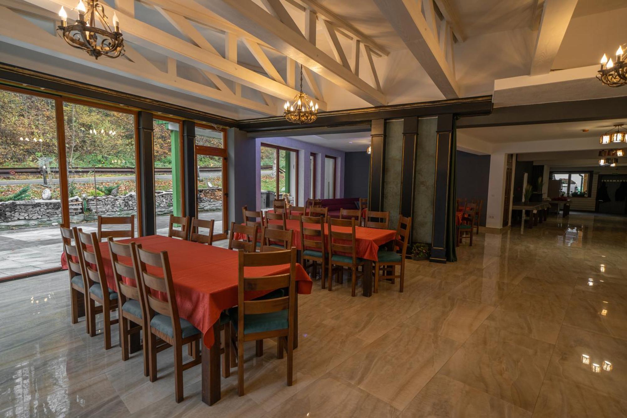 Popas Turistic Transfagarasan Hotel Cartisoara Exterior photo