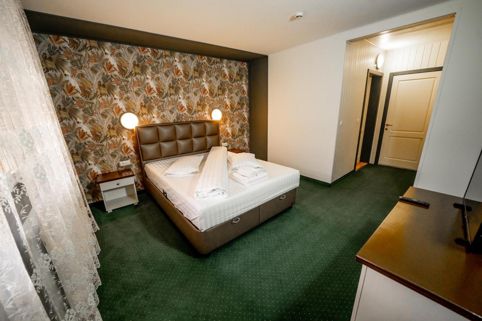 Popas Turistic Transfagarasan Hotel Cartisoara Exterior photo