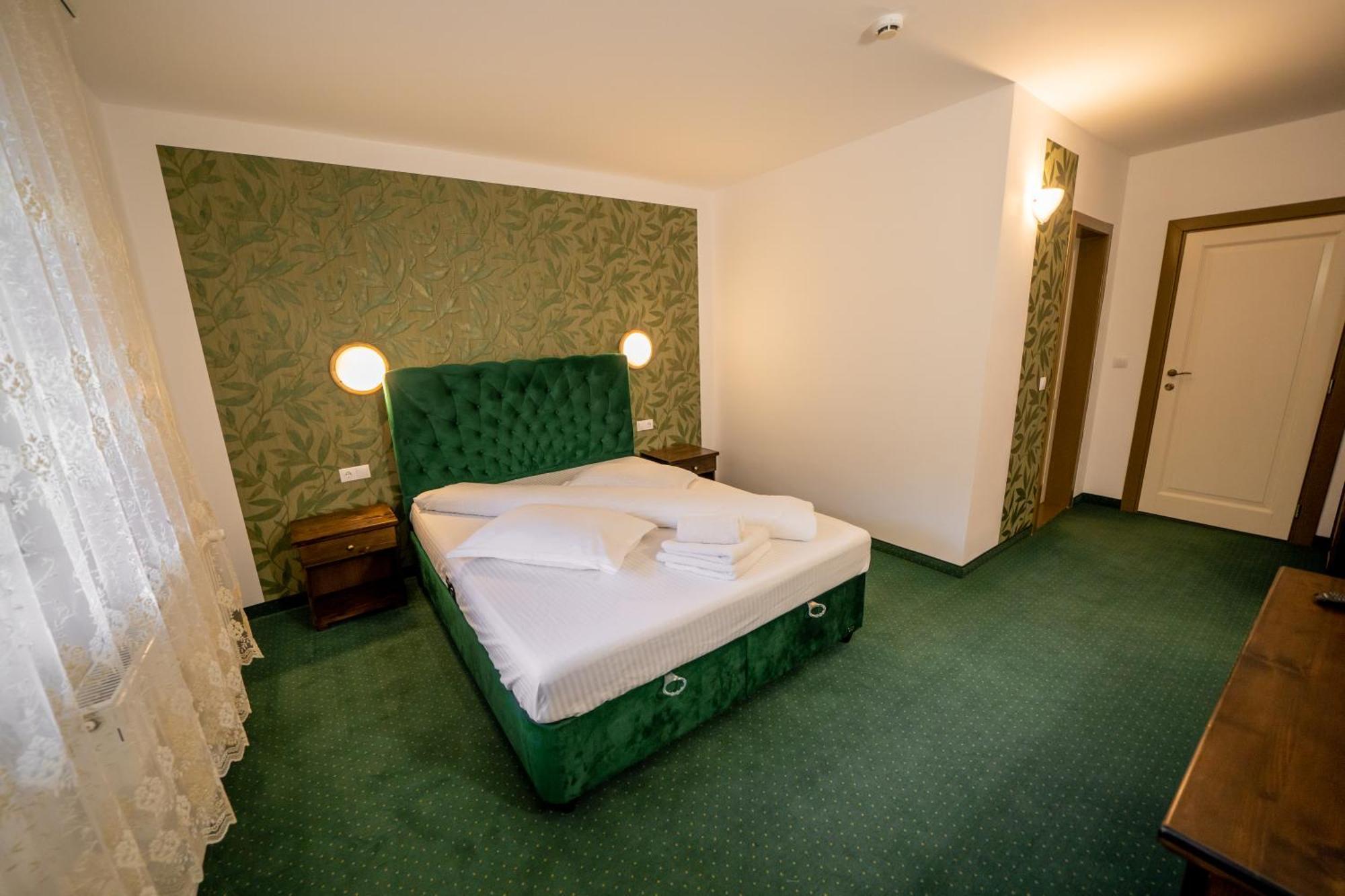 Popas Turistic Transfagarasan Hotel Cartisoara Exterior photo